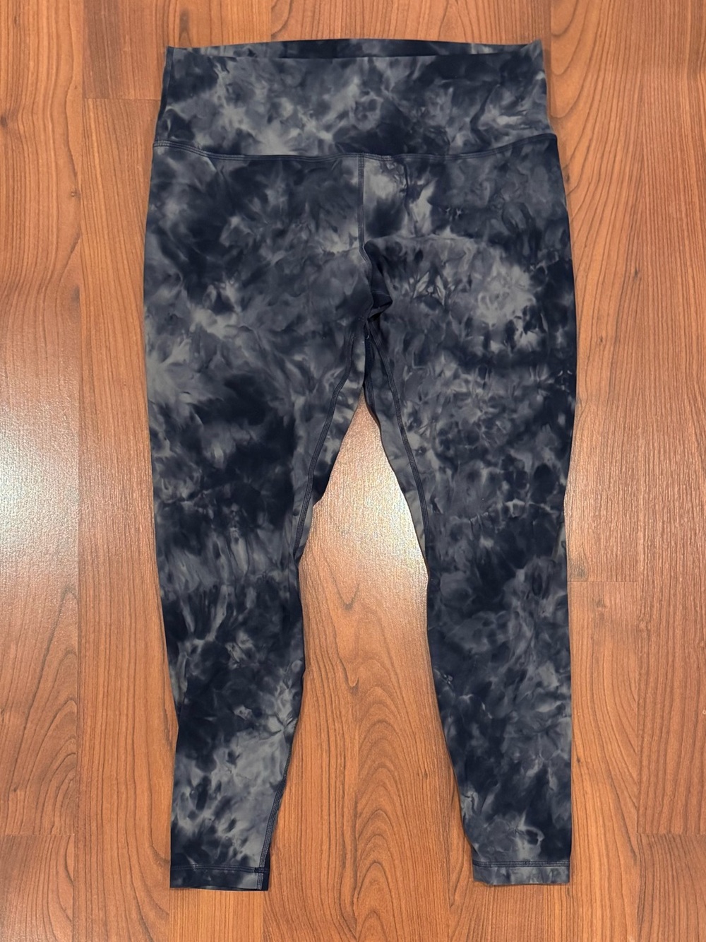 Lululemon Align Tie-Dye Black & Gray Leggings size 14